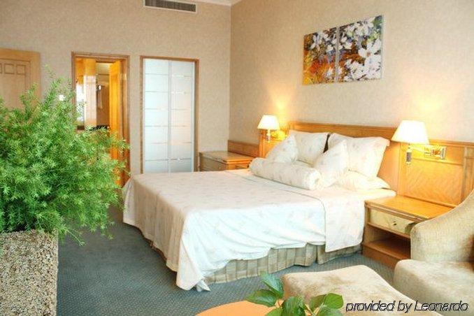 Weifang Internation Financial Hotel Ngoại thất bức ảnh